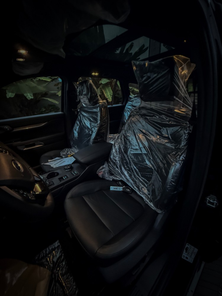 Ford EVEREST TITANIUM — foto 2